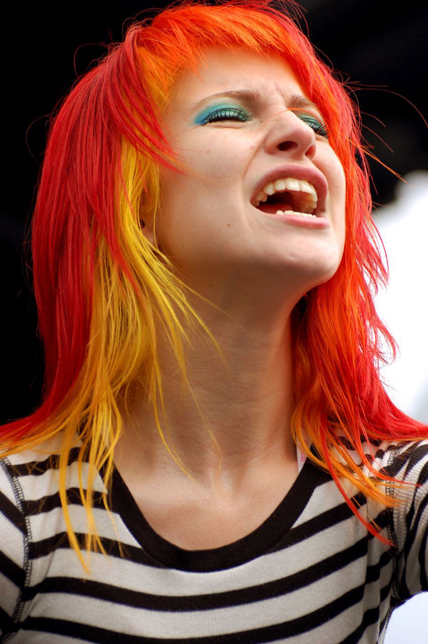 Hayley Williams Fashion and Hair | Shelby Waggoner: DIY, Beauty, Fashion &  Crafts